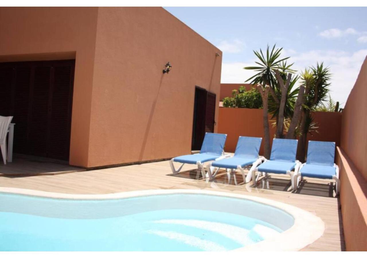 Anahi Homes Corralejo - Villa Drago 12 La Oliva Exterior photo